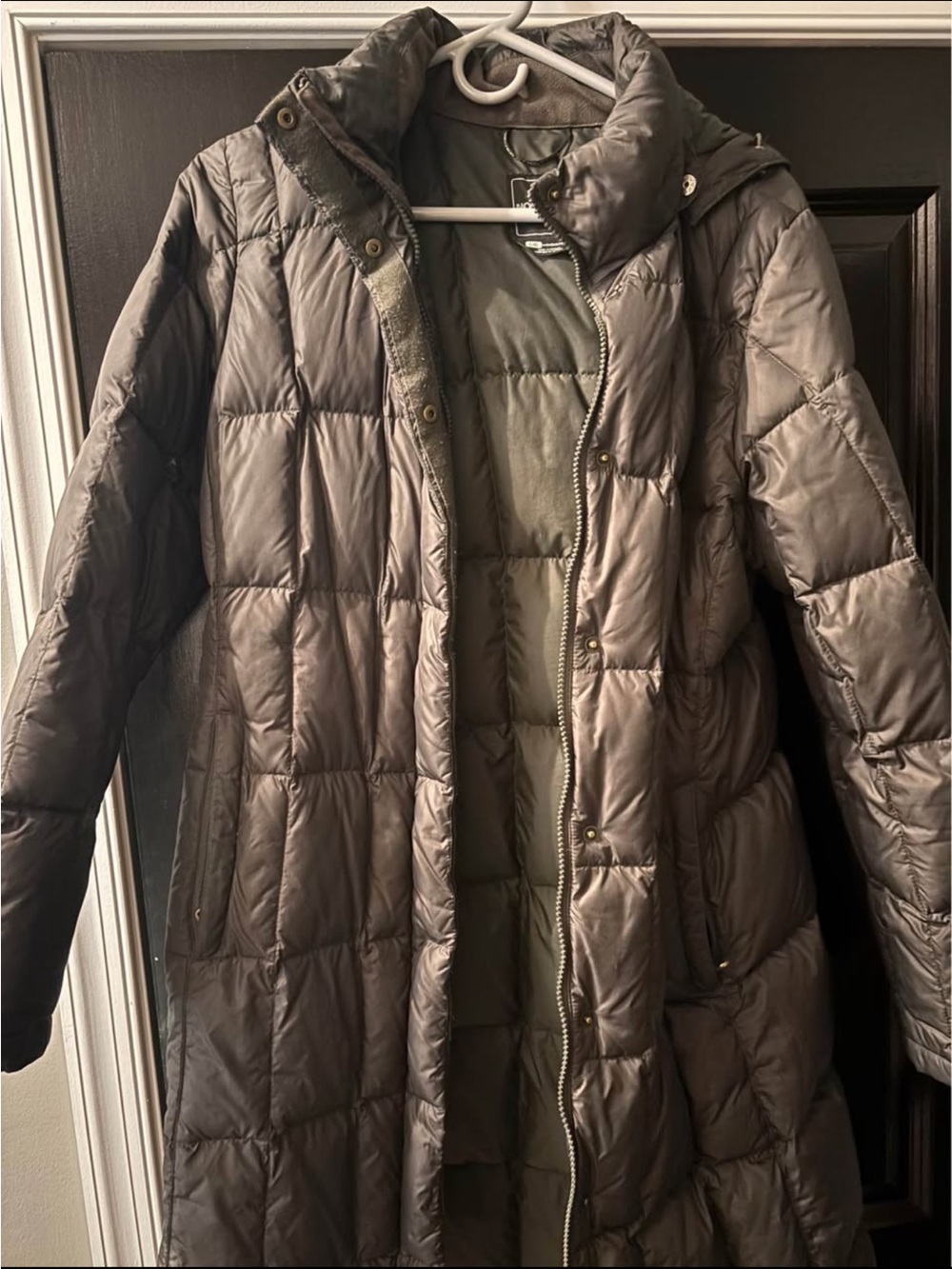 The North Face Women's Long Quilted Puffer Coat in Gray